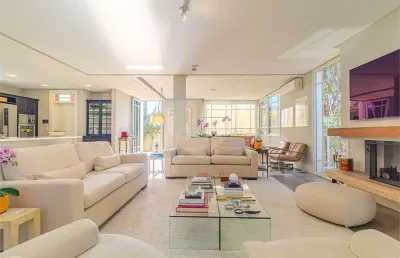 Casa com 3 quartos à venda na Rua Anatólia, --, Alto de Pinheiros, São Paulo