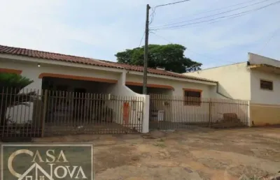 Casa com 2 quartos à venda na Rua Almerinda Silveira Coelho, 19513, Parque Hortência, Maringá