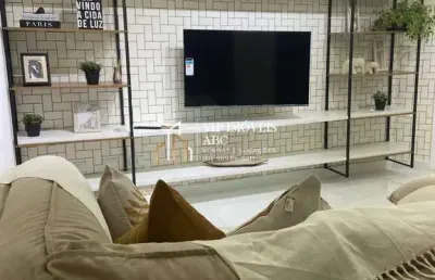 Lindo sobrado à venda no condomínio village camargo na vila américa