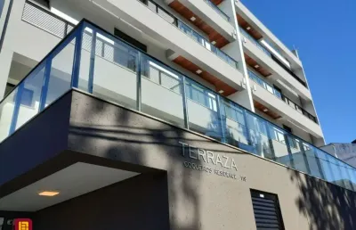 Apartamento com 2 quartos à venda na Rua Pascoal Simone, 119, Coqueiros, Florianópolis