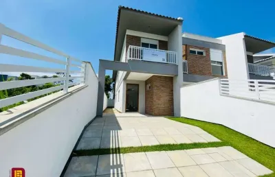 Casa com 3 quartos à venda na Rua Cipreste, 33, Campeche, Florianópolis