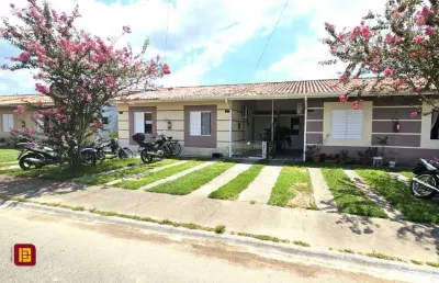Casa com 3 quartos à venda na Avenida Paulo Roberto Vidal, 2494, Bela Vista, Palhoça