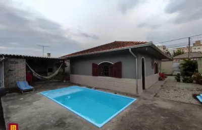 Casa com 3 quartos à venda na Rua Fagundes Varela, 294, Areias, São José