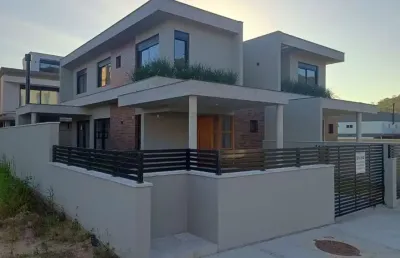 Casa com 3 quartos à venda na Celio Vieira Pamplona, 263, Rio Tavares, Florianópolis