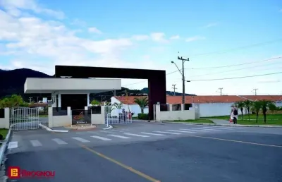 Casa em condomínio fechado com 3 quartos à venda na Avenida Paulo Roberto Vidal, 2490, Bela Vista, Palhoça