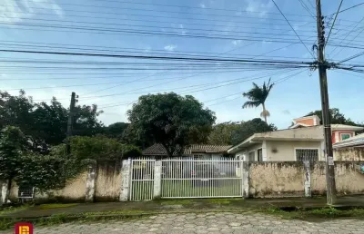 Terreno com 450m² com escritura a venda no campeche.