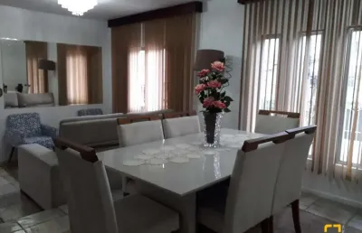 Casa com 2 quartos à venda na Rua São Ludgero, 1451, Barreiros, São José