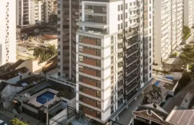 Apartamento 3 quartos, 1 suíte, 2 vagas, hobby box e lazer completo no centro/florianópolis
