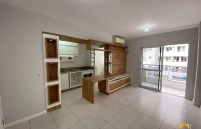 Apartamento de 02 dormitórios sendo 01 suite a 200mts da leoberto leal