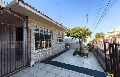 Casa com 4 quartos à venda na Rua Juan Ganzo Fernandes, 220, Saco dos Limões, Florianópolis