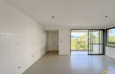 Apartamento - 3 dormitórios - 2 vagas - 1 hobby box - cacupé - florianópolis / sc