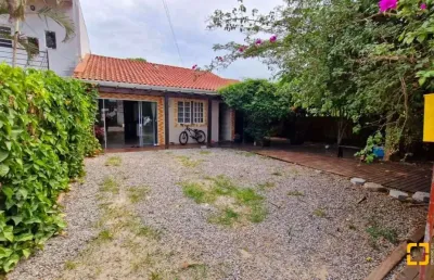 Seu refúgio de paz e natureza espera por você! casa com 3 quartos (1 suíte)