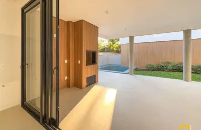 Casa nova em condomínio - 3 suítes - pátio piscina - cacupé - florianópolis - sc