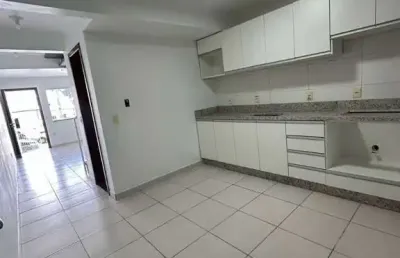 Casa para venda 2 qurtos 2 vagas palhoça semi mobiliada