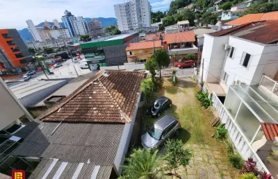 Terreno na agronômica com viabilidade de construção