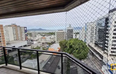 Apartamento de 69m², 2 quartos e vaga de garagem no centro de florianópolis