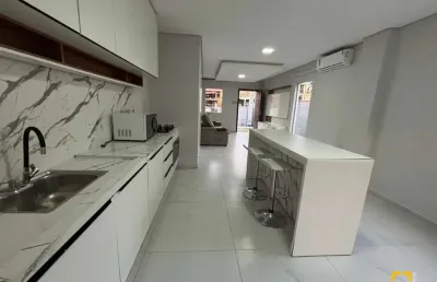 Casa com 3 quartos à venda na Seis De Outubro, 53, Ingleses do Rio Vermelho, Florianópolis