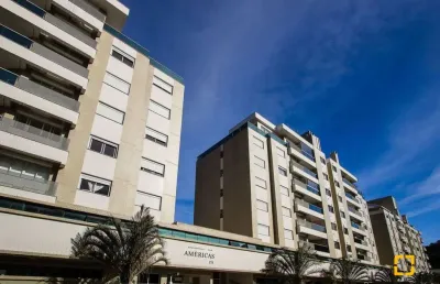 Apartamento com 2 dormitórios, sendo uma suíte, sacada com churrasqueira,1 vaga, na trindade