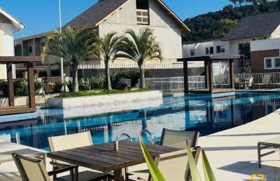 Casa em condomínio fechado com 3 quartos à venda na Rua Sagrado Coração de Jesus, 870, Morro das Pedras, Florianópolis