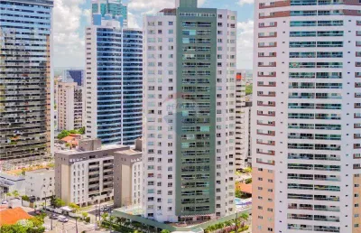 Apartamento de 160m² no 10º andar a venda no brisamar