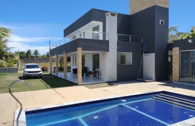 Casa de praia com piscina, 03 suítes, em paripueira, condomínio fechado