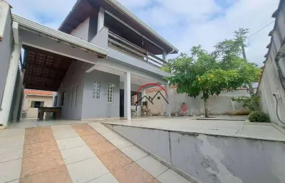 Casa com 3 quartos à venda na Rua Ernesto Maragni, 52, Centro, Peruíbe