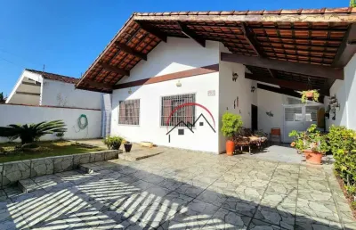 Casa com 3 quartos à venda na Rua Alfredo B Lourenço, 50, Balneário São João Batista, Peruíbe