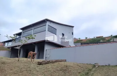 Chácara 4.000 m² - 4 dormitorios  - sendo 1 suíte - costinha.