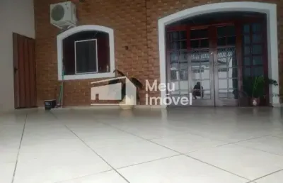 5 casas num terreno com 436m² de area construida oportunidade !!