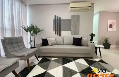 Apartamento mobiliado e decorado no centro de tramandaí