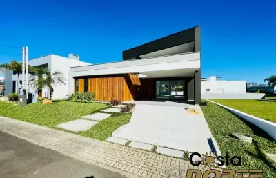 Casa em condomínio fechado com 4 quartos à venda no Cruzeiro do Sul, Tramandaí 