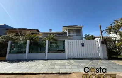 Casa com 4 quartos à venda na Zona Nova, Tramandaí 