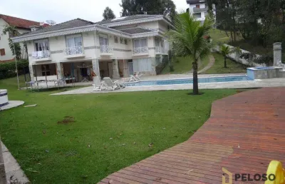 Sobrado em condomínio fechado | 650m² | 4 suítes | 8 vagas - serra da cantareira - mairiporã/sp
