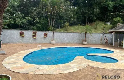 Sobrado em condomínio fechado | 550m² | 4 dormitórios | 3 suítes | 8 vagas - roseira - mairiporã/sp