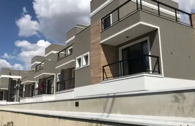 Casa com 4 quartos à venda na Rua Paulo Setúbal, Boqueirão, Curitiba