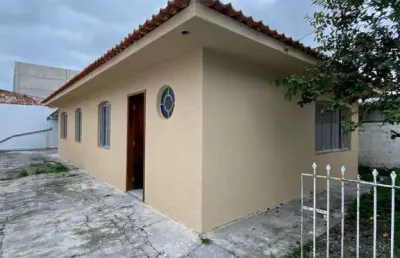 Casa com 3 quartos à venda na Rua Cezinando Dias Paredes, Boqueirão, Curitiba