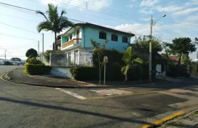 Casa com 6 quartos à venda na Rua Eurico Fonseca dos Santos, Xaxim, Curitiba