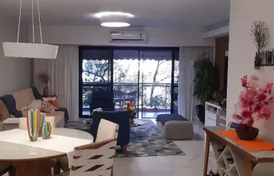 Original 4 suítes convertido para 3 suítes - varandão, 3 vagas. 206m2