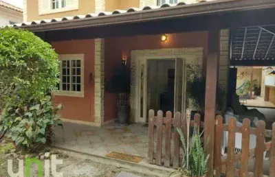 Casa com 5 dormitórios à venda, 300 m² por r$ 1.350.000,00 - itaipu - niterói/rj