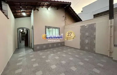 Excelente casa em mongaguá! 03 dorms - ótima localização! pertinho do centro!