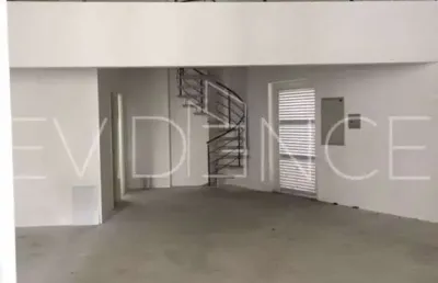 Loja com mezanino para locação - 110 m² em condomínio de alto padrão
