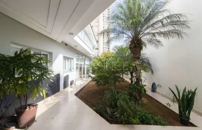Casa assobradada de 550 m² para locação e venda - segurança, conforto e lazer completo!