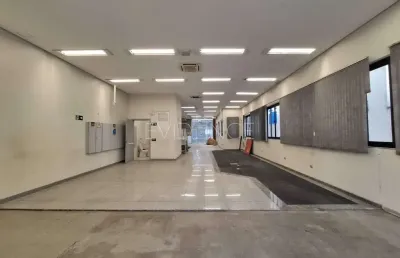 Prédio comercial para locação com 648 m² - 10 vagas exclusivas