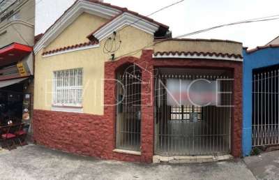 Casa térrea para uso comercial no tatuapé, 5 vagas, 130 metros.