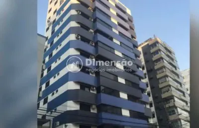 Apartamento no centro com 274,85m2 de área privativa