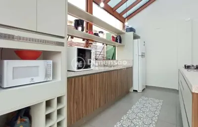 Cobertura duplex com 2 dormitórios no centro de florianópolis