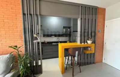 Lindo e aconchegante apartamento em um home club no itacorubi