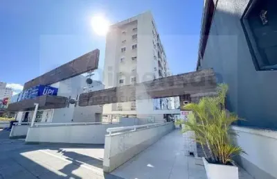 Apartamento com 2 dormitórios sendo 1 suíte, 2 garagens no bairro trindade
