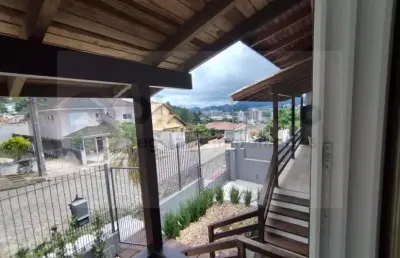 Casa com 5 quartos à venda na Rua Luiz Pasteur, Trindade, Florianópolis