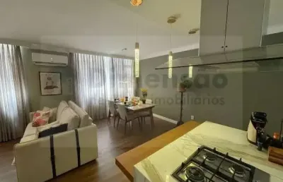 Apartamento totalmente mobiliado com 2 dormitórios (1 suíte) na agronômica